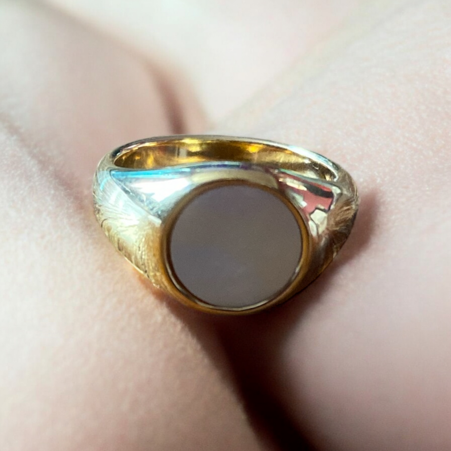 Round Pearl Ring