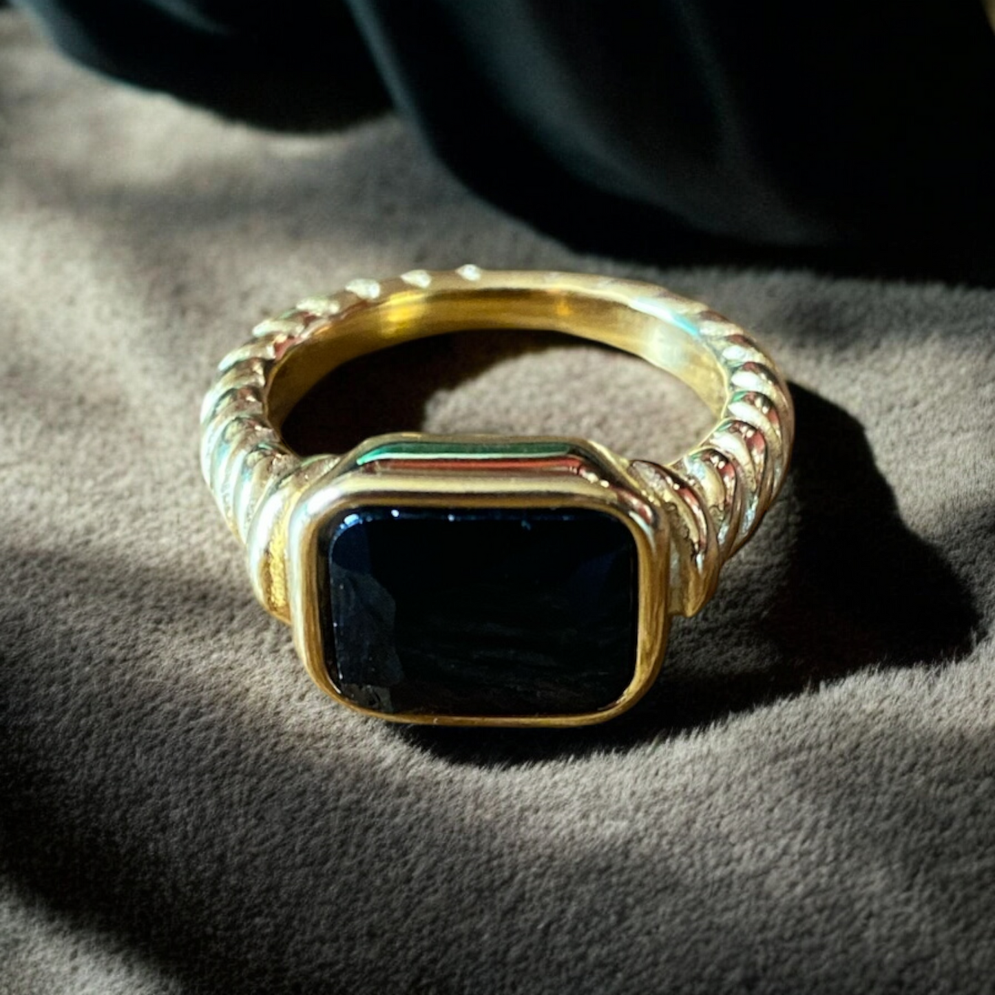 Zircon Ring